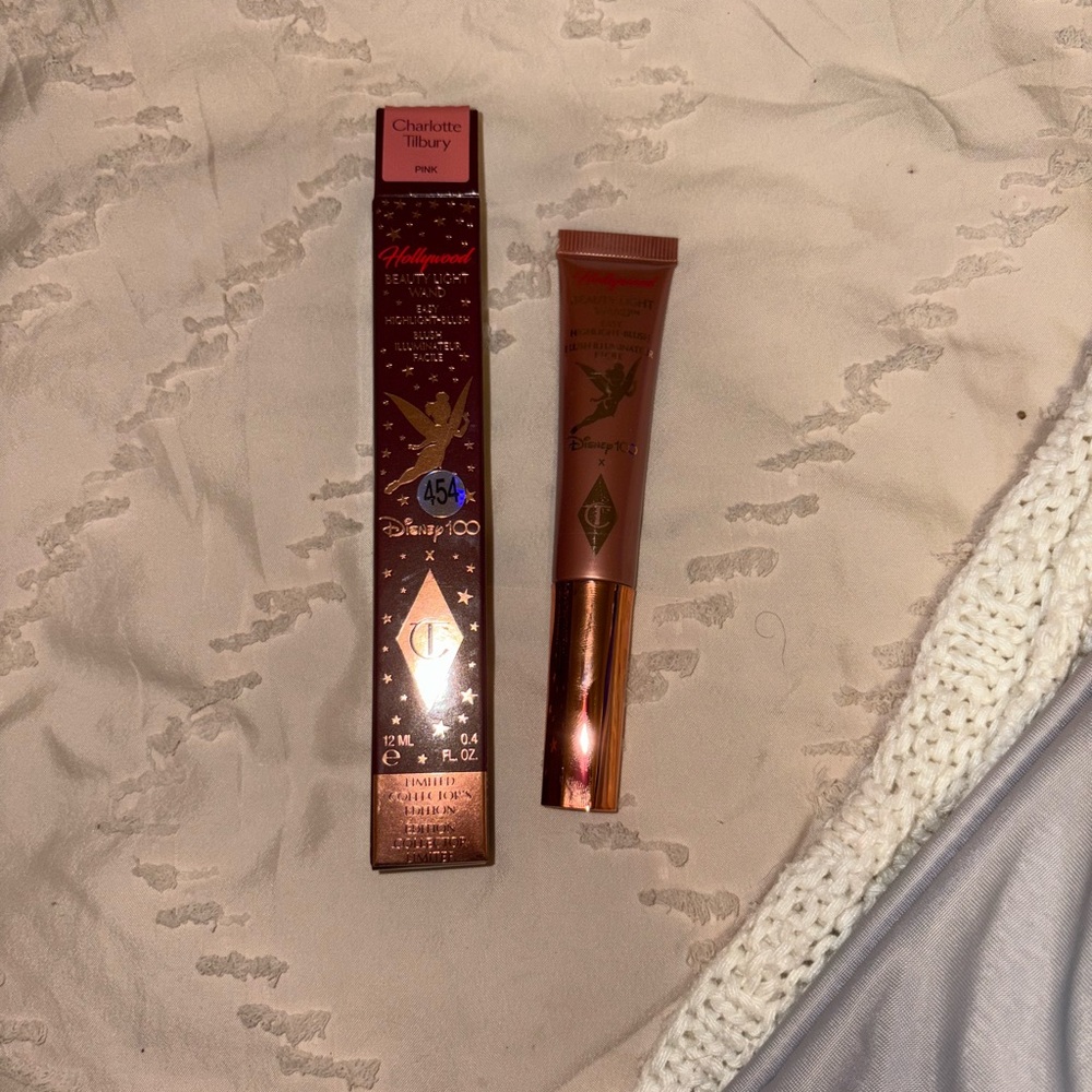 Charlotte Tilbury Disney Pink highlight wand